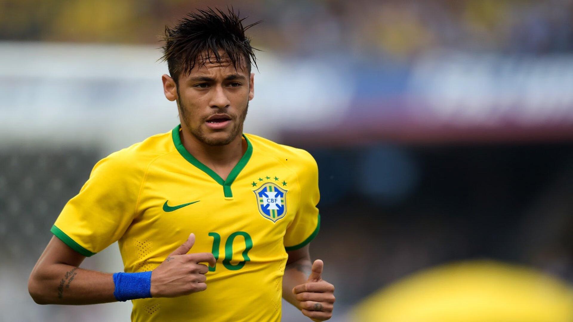 短跑新星闪耀全国田径锦标赛，破纪录表现引爆赛场